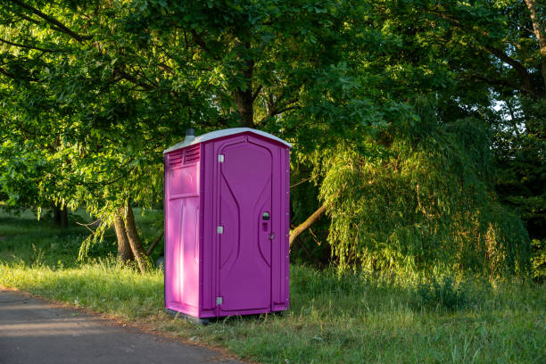 Best Portable restroom trailer rental  in Columbus, KS